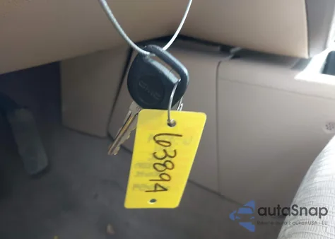 2011 GMC Yukon Sle из США, поврежденный, VIN 1GKS1AE02BR329659